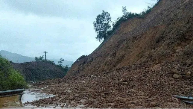 Kiểm tra, đánh giá cầu trong vùng ảnh hưởng của bão số 1 ảnh 1
