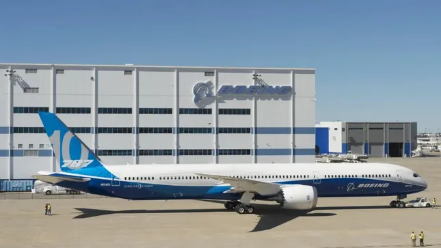 Boeing, Airbus: Kẻ khóc người cười tại triển lãm hàng không Paris ảnh 1