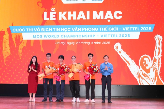 Đưa trí tuệ nhân tạo vào bài thi vô địch Tin học Văn phòng thế giới – Viettel 2025 ảnh 2
