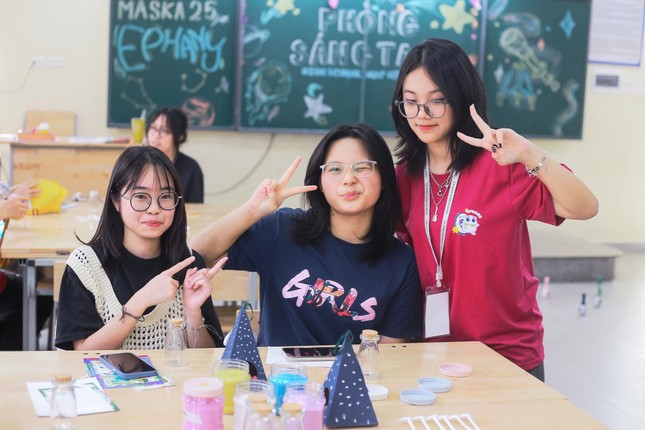 Học sinh trường chuyên truyền cảm hứng cho học sinh lớp 9 chinh phục kỳ thi chuyển cấp ảnh 1