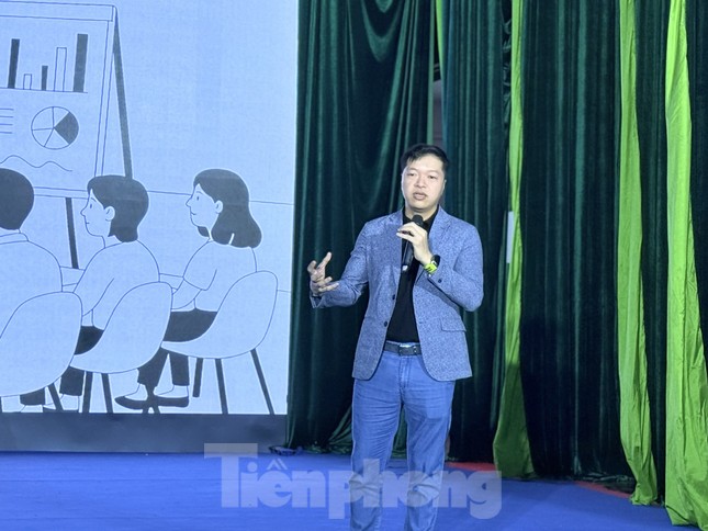 Người trẻ đang trong &apos;tâm bão&apos; cách mạng trí tuệ nhân tạo ảnh 3