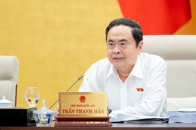 Cần xin ý kiến Bộ Chính trị về áp dụng luôn cơ chế đặc thù với địa phương sáp nhập vào thành phố ảnh 2