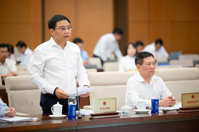 Cần xin ý kiến Bộ Chính trị về áp dụng luôn cơ chế đặc thù với địa phương sáp nhập vào thành phố ảnh 1