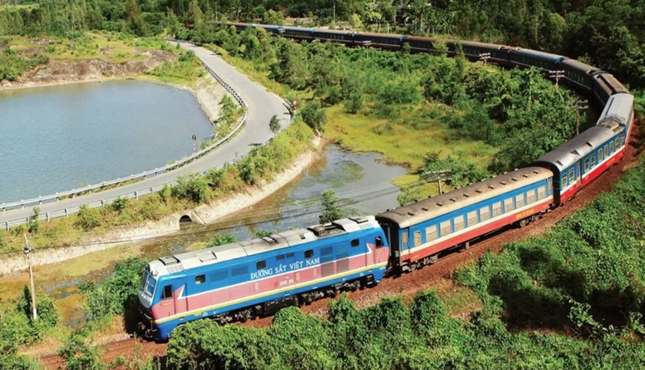 Thủ tướng yêu cầu sớm khởi công dự án đường sắt Lào Cai - Hà Nội - Hải Phòng ảnh 1