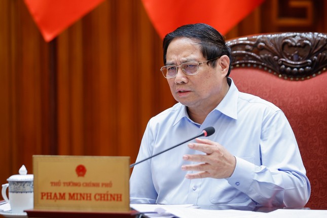 Thủ tướng: Xử lý sai phạm về dân sự, kinh tế ưu tiên áp dụng các biện pháp hành chính, khắc phục thiệt hại ảnh 1