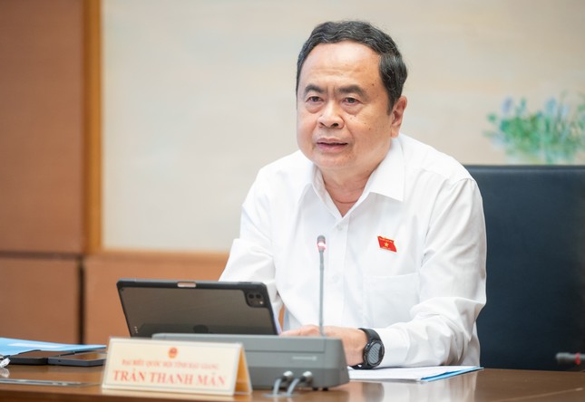 Ủy ban Thường vụ Quốc hội ban hành các nghị quyết về công tác cán bộ ảnh 1