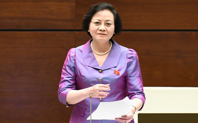Bộ trưởng Nội vụ: Xóa bỏ tình trạng cán bộ &apos;giữ ghế nhờ ngạch công chức&apos; ảnh 1