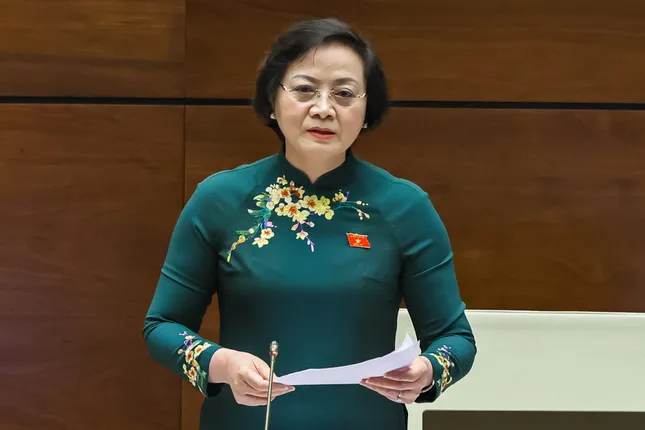 Bộ trưởng Nội vụ trải lòng trước ‘thời khắc lịch sử, thiêng liêng&apos; ảnh 1