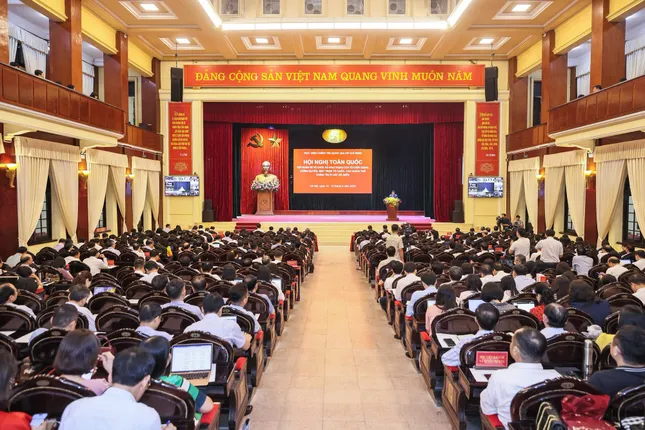 Thủ tướng nhấn mạnh cuộc cách mạng về tổ chức bộ máy, chính quyền 2 cấp ảnh 2