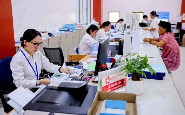 Bộ Nội vụ hướng dẫn sắp xếp công chức cấp xã mới, bổ nhiệm kế toán trưởng ảnh 1