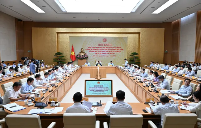 Thủ tướng chủ trì hội nghị quan trọng về chính sách, pháp luật đất đai ảnh 1