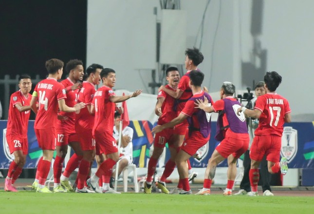 Vô địch ASEAN Cup 2024, đội tuyển Việt Nam nhận 'cơn mưa' tiền thưởng ảnh 1