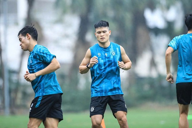 Ba HLV, một ngôi sao bị 'treo giò' trong những trận đại chiến tại vòng 14 V-League ảnh 1