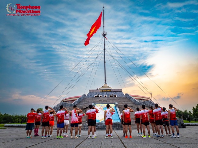 'Khúc khải hoàn': Tiếng vang lịch sử tại Giải Vô địch quốc gia Marathon và cự ly dài báo Tiền Phong ảnh 4