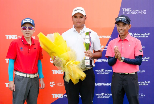 Golfer Hàn Quốc Park Jung Min giành danh hiệu VGA Development Tour đầu tiên trong sự nghiệp ảnh 2