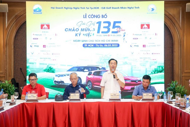 Hơn 240 golfer dự &apos;Giải golf chào mừng kỷ niệm 135 năm ngày sinh Chủ tịch Hồ Chí Minh&apos; ảnh 1