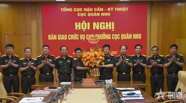 Bàn giao chức vụ Cục trưởng Cục Quân nhu, Tổng cục Hậu cần - Kỹ thuật ảnh 8