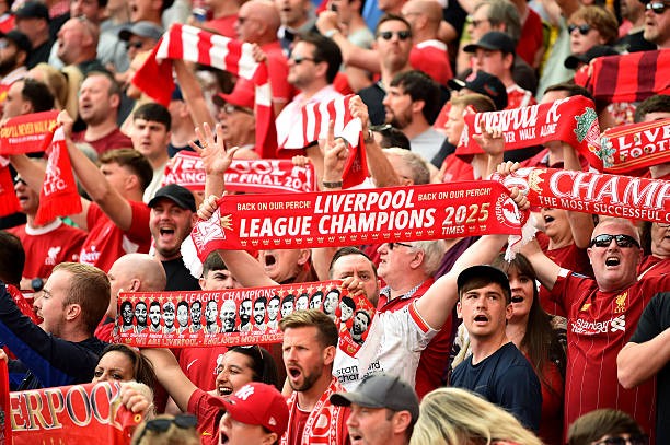 Liverpool và Arsenal bất phân thắng bại ảnh 15