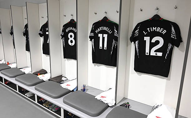 Liverpool và Arsenal bất phân thắng bại ảnh 34
