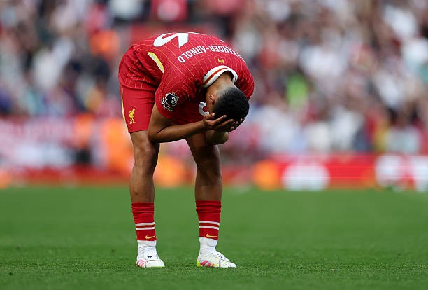 Liverpool và Arsenal bất phân thắng bại ảnh 2