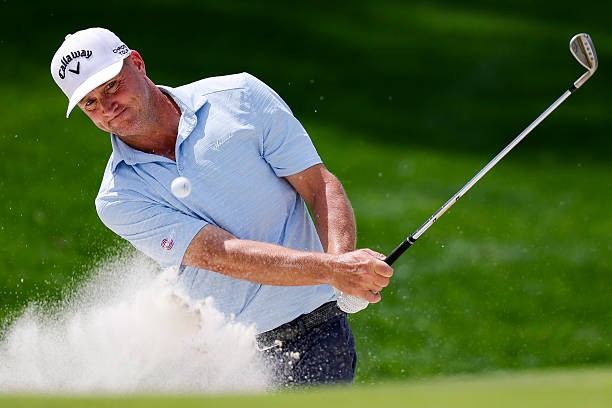 Scottie Scheffler bứt phá ngoạn mục, vươn lên dẫn đầu PGA Championship ảnh 2