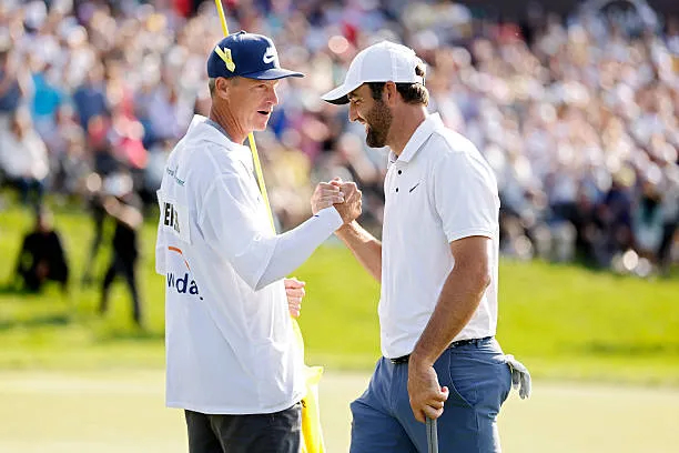 Caddie của Scottie Scheffler &apos;hái ra tiền&apos; trong tháng 5 kỳ diệu ảnh 5