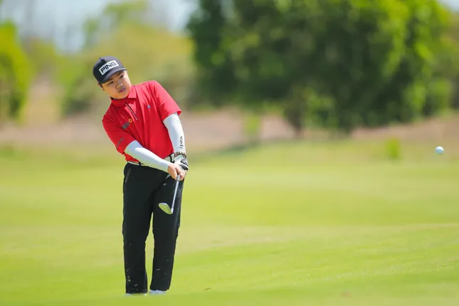 Nguyễn Quốc Bảo Huy vô địch giải golf trẻ Singapore ảnh 1