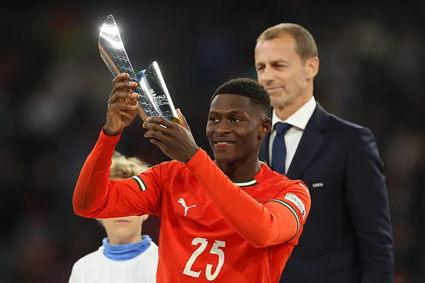 Cầu thủ xuất sắc nhất Nuno Mendes tự hào &apos;bắt chết&apos; Lamine Yamal ở chung kết Nations League 2024/25 ảnh 1