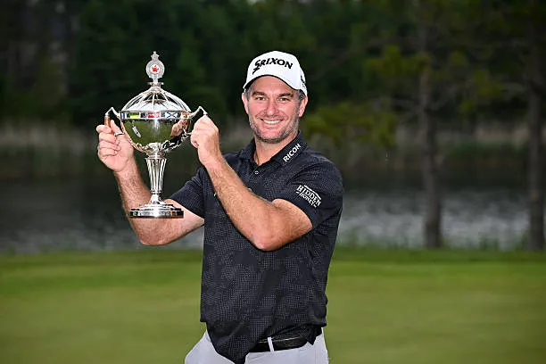 &apos;Cú đánh hay nhất sự nghiệp&apos; mang về chiến thắng playoff cho Ryan Fox tại RBC Canadian Open ảnh 1