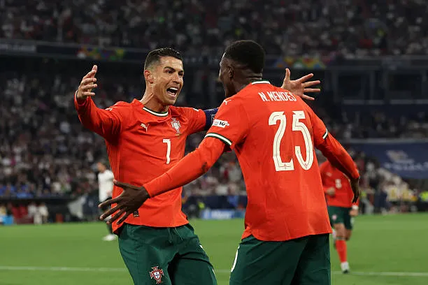 Cầu thủ xuất sắc nhất Nuno Mendes tự hào &apos;bắt chết&apos; Lamine Yamal ở chung kết Nations League 2024/25 ảnh 4