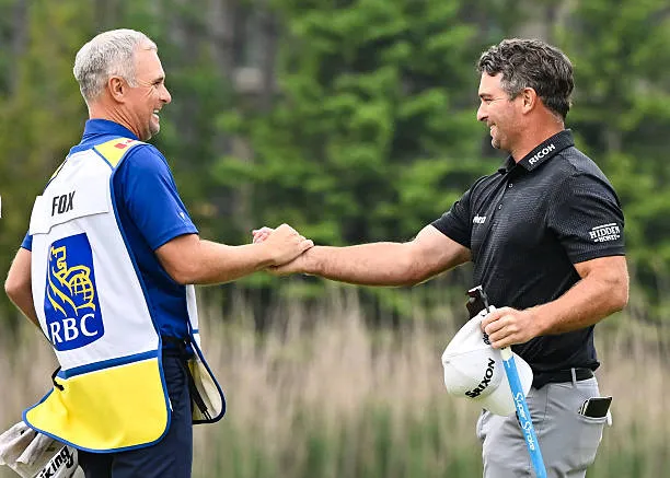 &apos;Cú đánh hay nhất sự nghiệp&apos; mang về chiến thắng playoff cho Ryan Fox tại RBC Canadian Open ảnh 2