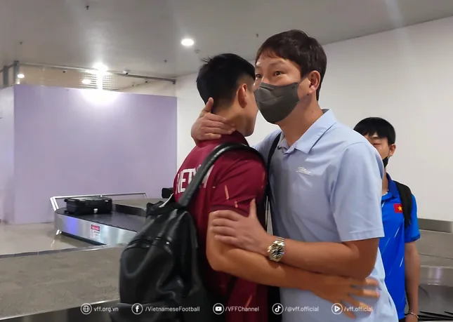 HLV Kim Sang-sik: &apos;Đội tuyển Việt Nam không buông xuôi&apos; ảnh 1