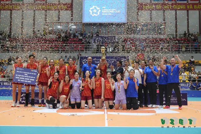 Bóng chuyền nữ Việt Nam lần thứ 3 vô địch AVC Nations Cup ảnh 1