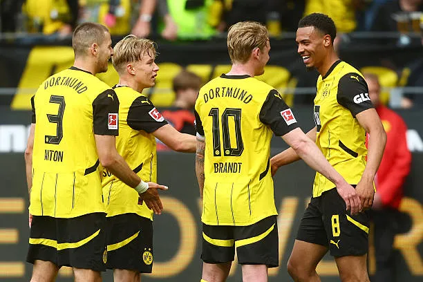 Fluminense khiến Dortmund 'im tiếng' ảnh 41