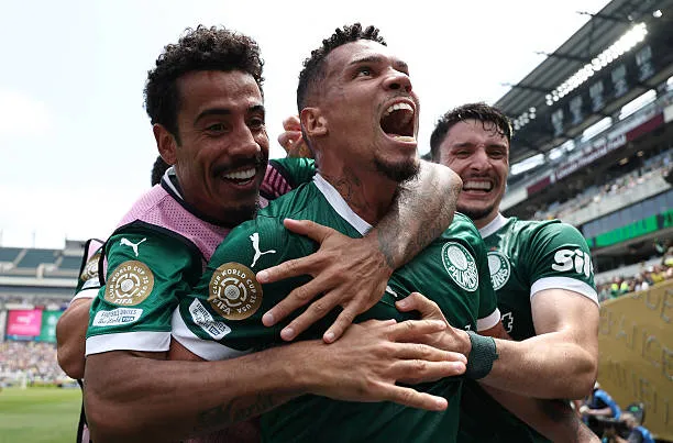 Paulinho đưa Palmeras vào tứ kết FIFA Club World Cup ảnh 2