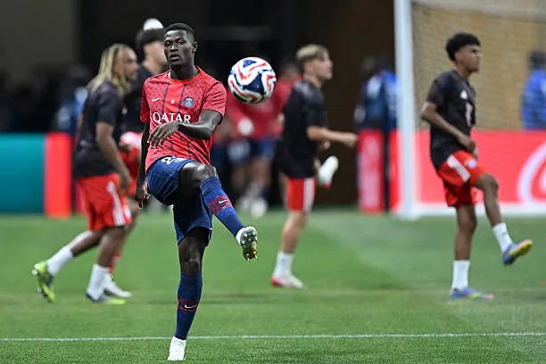 PSG đánh bại Bayern với 9 người trên sân ảnh 39