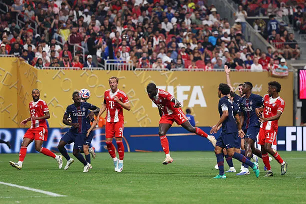 PSG đánh bại Bayern với 9 người trên sân ảnh 16