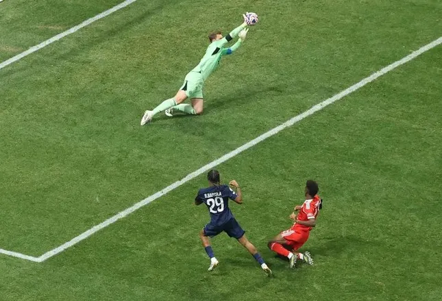 PSG đánh bại Bayern với 9 người trên sân ảnh 10