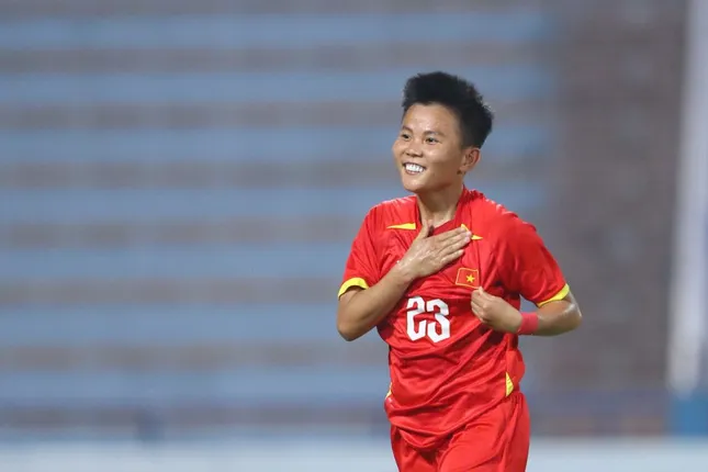 HLV Mai Đức Chung kỳ vọng tuyển nữ Việt Nam dự World Cup 2027 ảnh 2