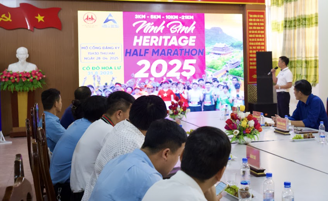Khoảng 3.500 người tham gia Giải chạy Ninh Bình Heritage Half Marathon 2025 ảnh 2