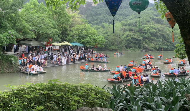 Du lịch Ninh Bình thu 1.000 tỷ đồng dịp 30/4-1/5 ảnh 1