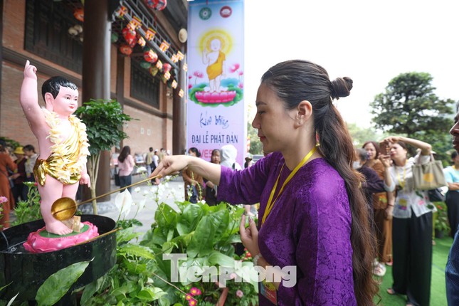 4.500 tăng ni, phật tử tham dự Đại lễ Phật đản tại chùa Bái Đính ảnh 4