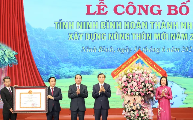 Ninh Bình hoàn thành nhiệm vụ xây dựng Nông thôn mới ảnh 1