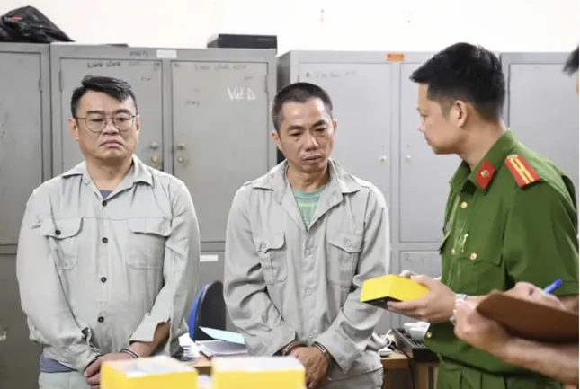 Khởi tố 3 đối tượng kinh doanh thực phẩm chức năng chứa chất cấm ảnh 1