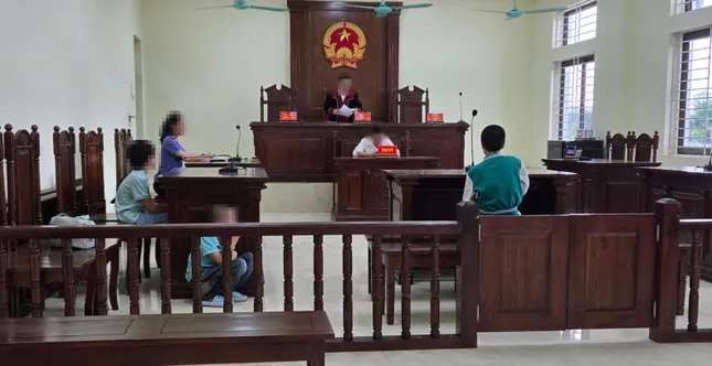 Vụ người mẹ đơn thân trộm tiền để nuôi con: Điều tra viên, kiểm sát viên chung tay hỗ trợ 3 cháu nhỏ ảnh 1