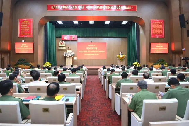 Chủ tịch nước Lương Cường: Không để bỏ trống, điểm mù, vùng lõm địa bàn tội phạm ảnh 3