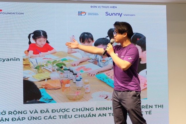 Chế mực viết, màu vẽ từ phế phẩm nông sản: Nhóm sinh viên thắng lớn ở chương trình khởi nghiệp của Bộ GD&amp;ĐT ảnh 1