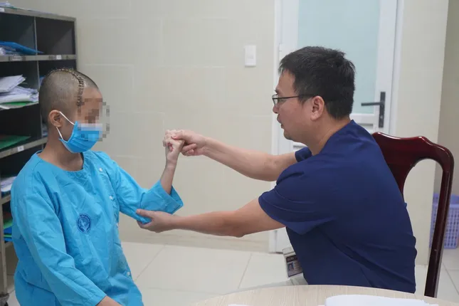 Đà Nẵng: Bé 13 tuổi đột quỵ khi đang tập văn nghệ ảnh 1