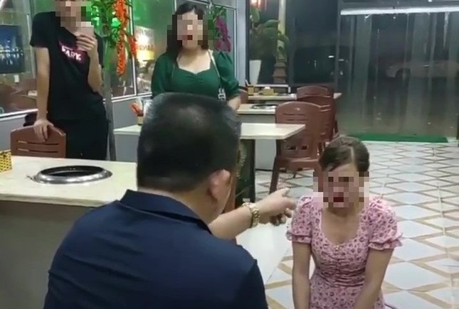 Nạn nhân nói gì trước phiên tòa xét xử vụ chủ quán nướng làm nhục nữ khách hàng? ảnh 1
