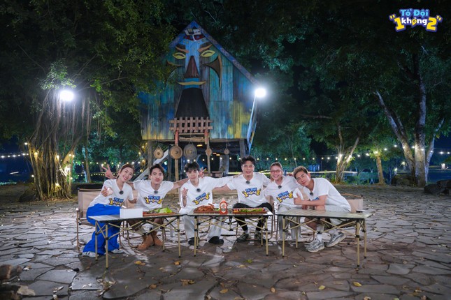 Tổ Đội "1 Không 2" tập cuối: Dương Lâm "bóc" Trấn Thành, tiết lộ sẽ có đến mùa 15? ảnh 2